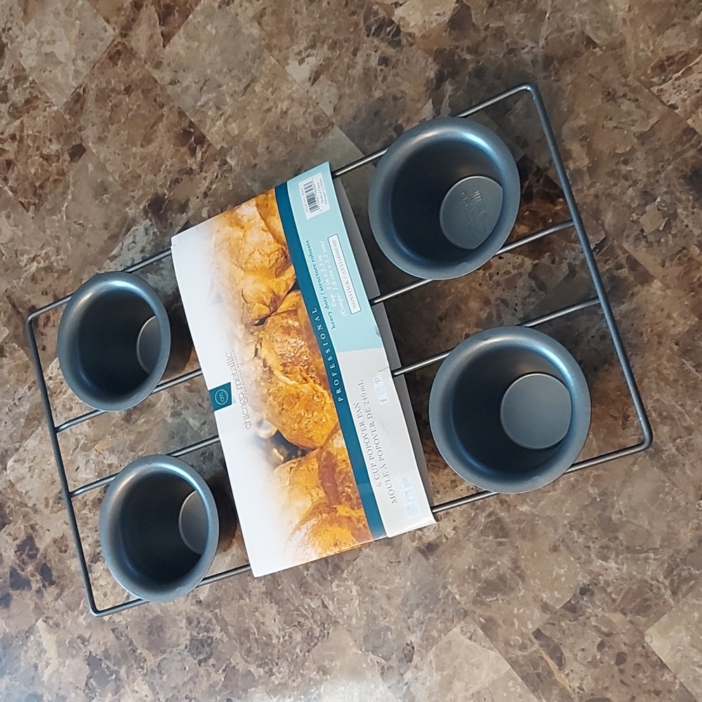 Chicago Metallic 6 Cup Popover Pan, New